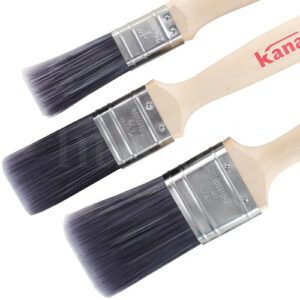3 different sized wooden handle paintbrushes